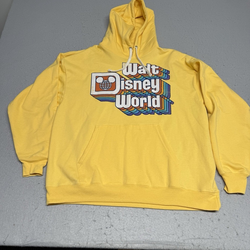 Disney Hoodie Sweatshirt Mens Large Yellow Walt Disney World Graphic Fleece